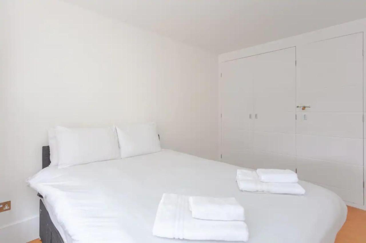 Peaceful 2 Bedroom Apartment In Central Лондон Екстериор снимка